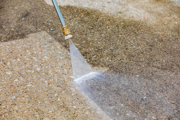 Best Sign and Awning Cleaning  in Velva, ND